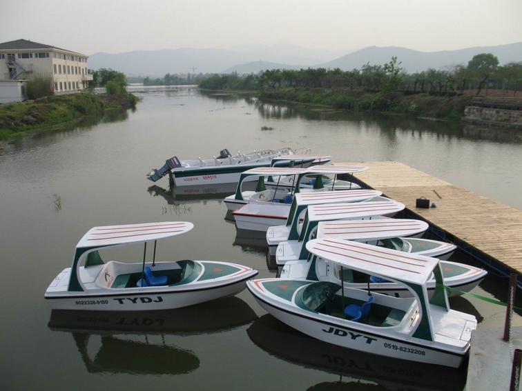 4人電動(dòng)船