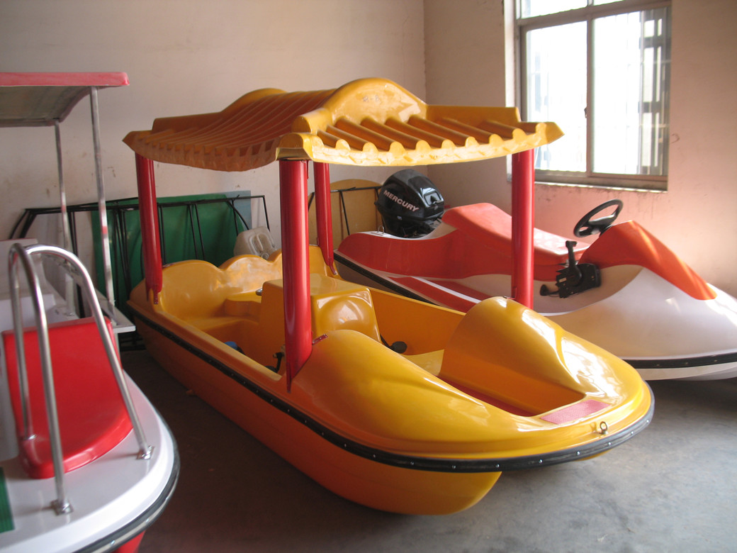 仿古腳踏船  畫(huà)舫腳踏船  顏色定做