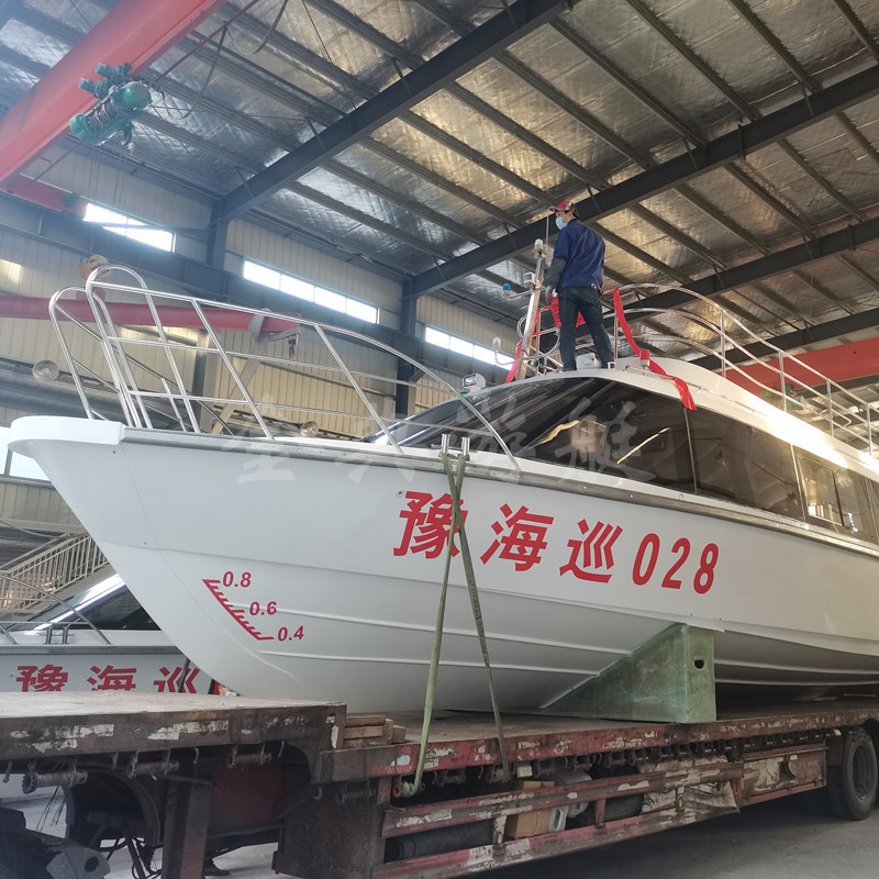 廠家供應(yīng)玻璃鋼客船，巡邏艇，交通艇，公務(wù)接待艇，觀光艇，游艇